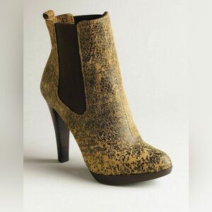 Michael Kors JESSIE Distressed Leather Ankle Boot Bootie Mocha 7M